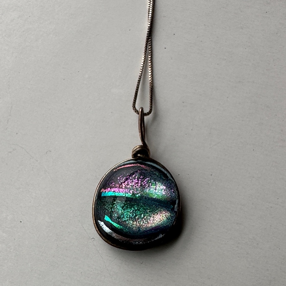 Elegant Multicolor Glass Pendant Necklace